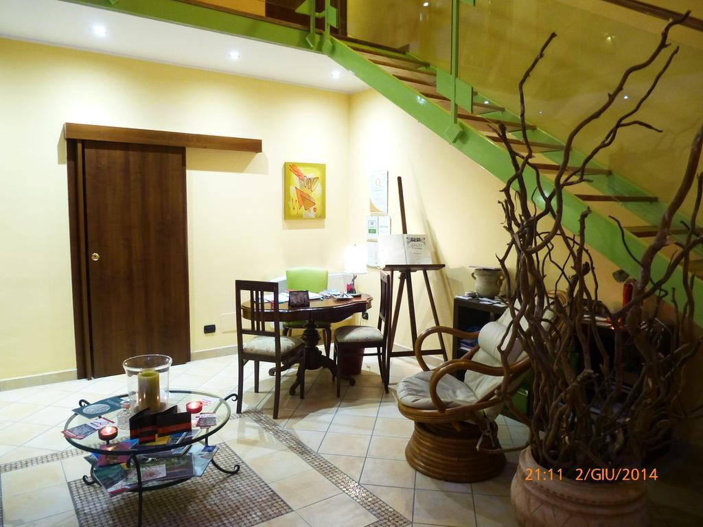 Bed & Breakfast Domus Traiani 2*