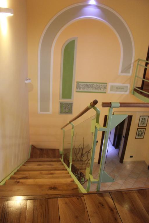 Domus Traiani Bed & Breakfast 2*